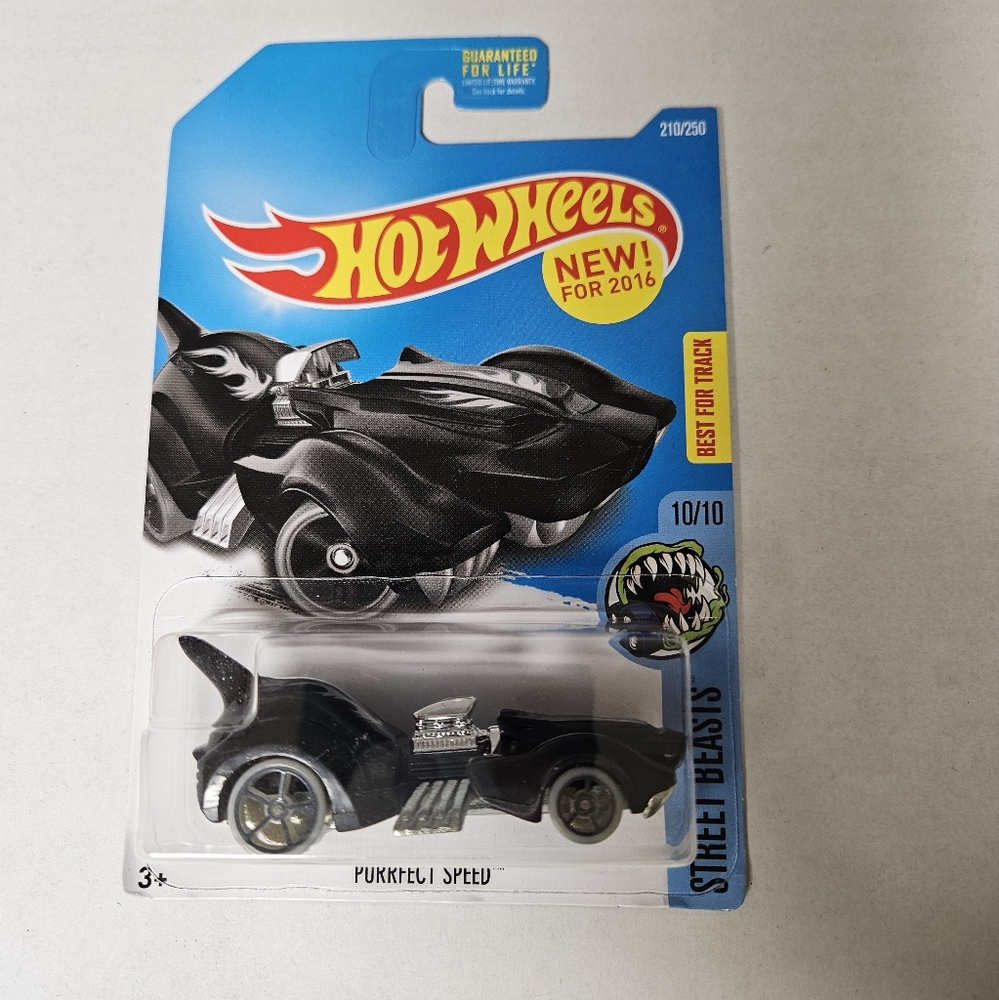 Hot Wheels‎ Black Steel Beasts Car 2015
